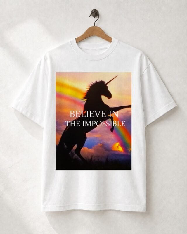 Camiseta Wild & Botanical: Believe in the Impossible