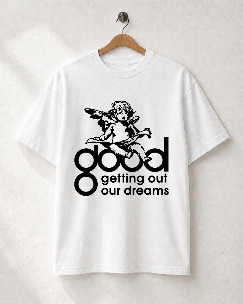 Mockup Camiseta Getting Out Our Dreams Label Camiseta Pop Alt: Getting Out Our Dreams Label - Imagem 1