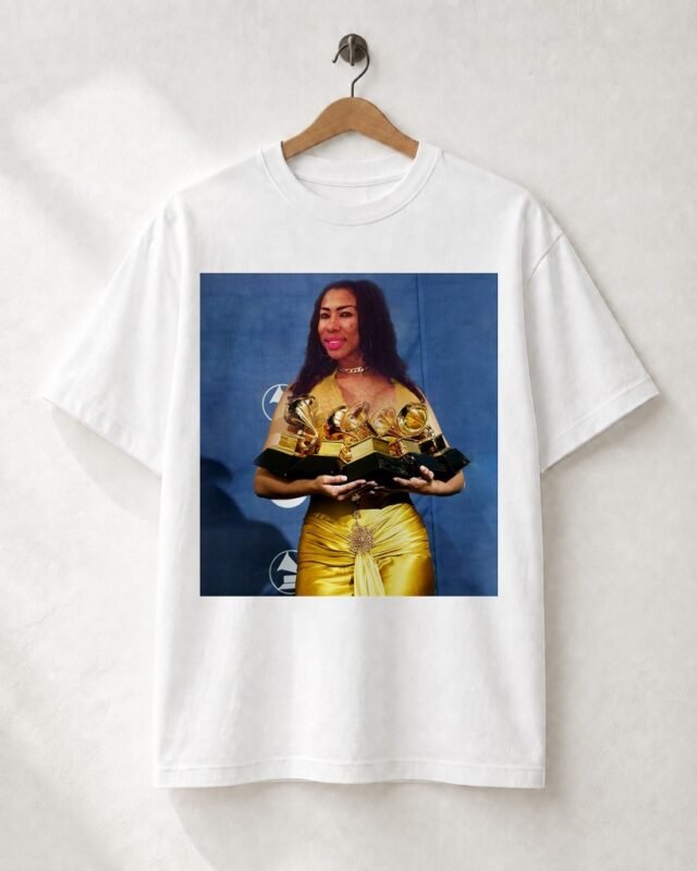 Camiseta Cult: Undererê Red Carpet Star